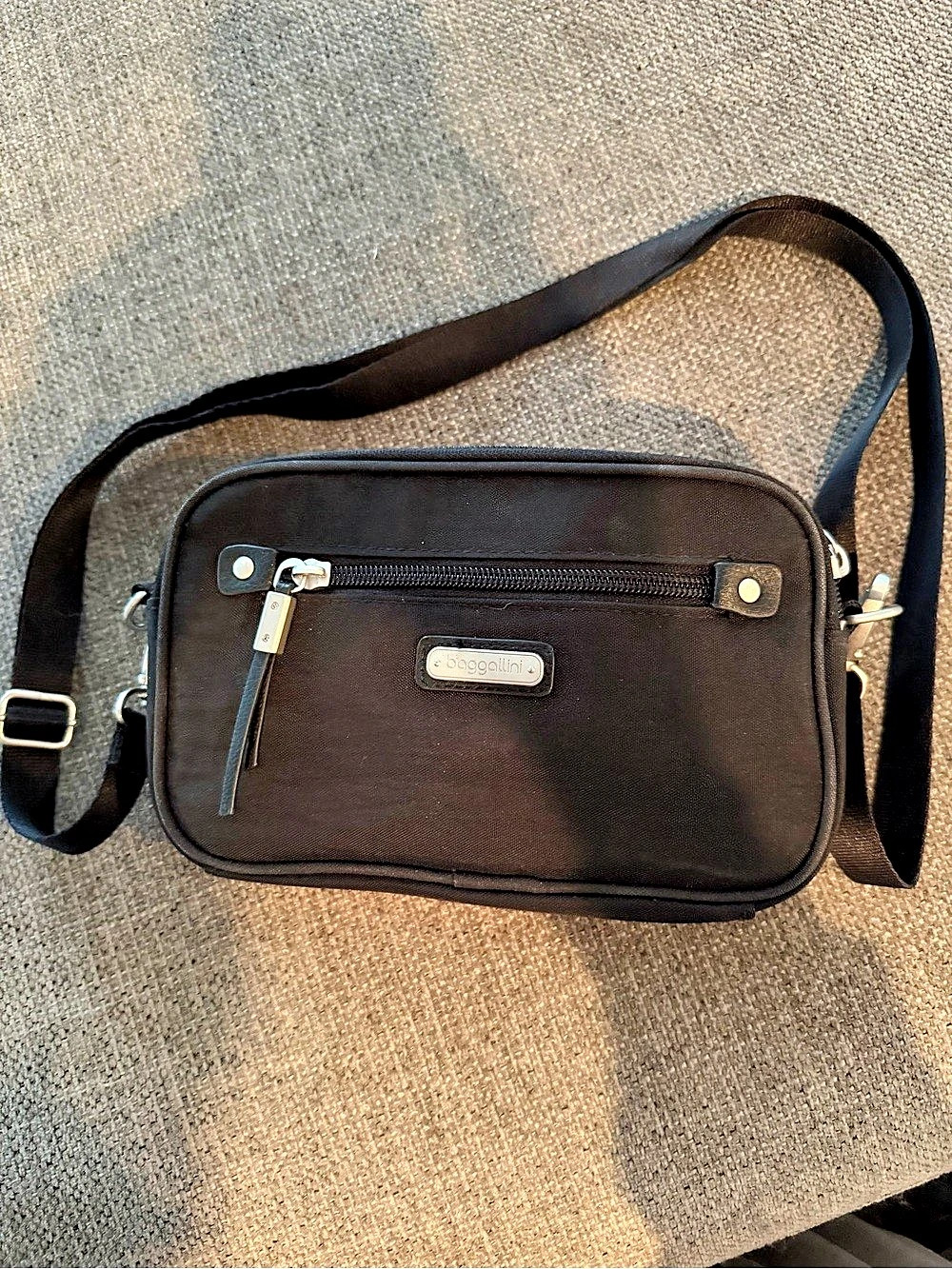 Baggallini Legacy Triple Zip Bagg Black Crossbody Bag